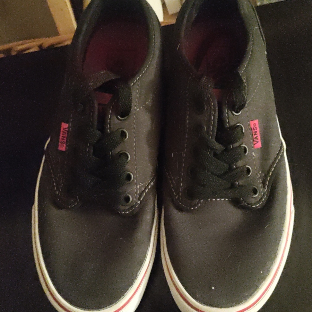 Men's Vans Dark Grey and Red, size 6.5